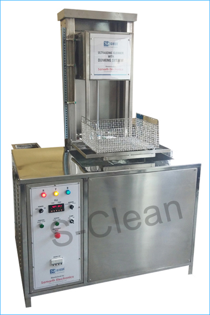Ultrasonic Cleaner with Dunking System